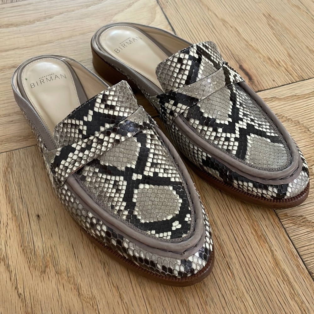 Alexandre Birman embossed mules size 37